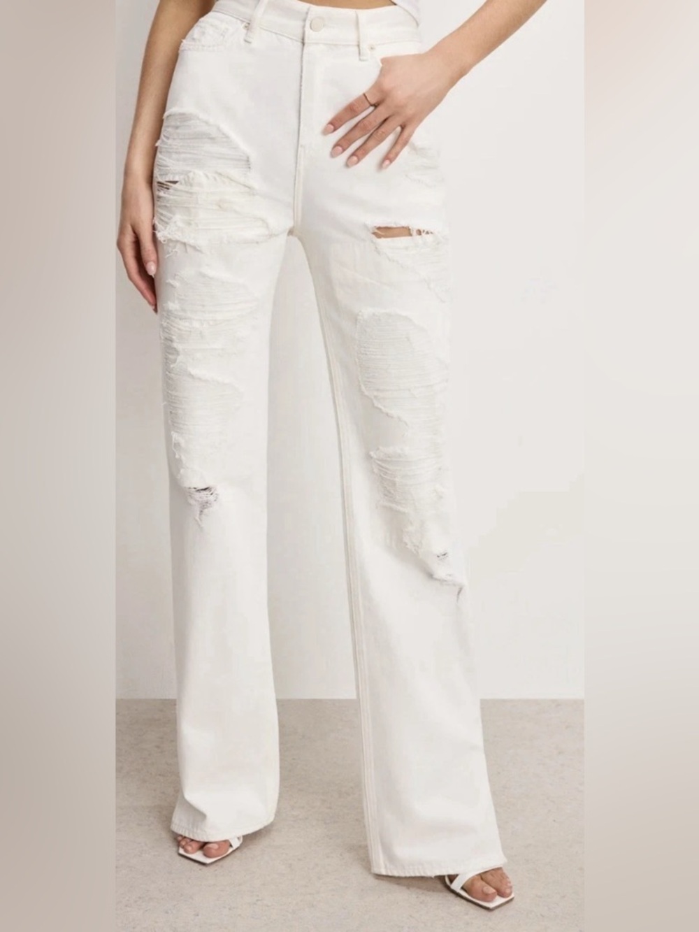 Good American White High-Rise Wide Leg Jeans color cloud white 001